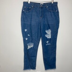 Forever 21 distressed Jeans button fly size 32
